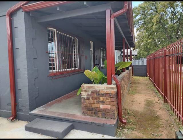 2 BEDROOM PROPERTY TO RENT IN GEDULD